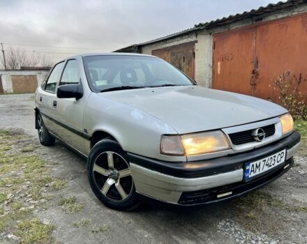 Серый Опель Вектра, объемом двигателя 1.7 л и пробегом 200 тыс. км за 1299 $, фото 16 на Automoto.ua