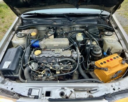 Серый Опель Вектра, объемом двигателя 1.7 л и пробегом 200 тыс. км за 1299 $, фото 2 на Automoto.ua