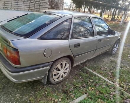 Сірий Опель Вектра, об'ємом двигуна 1.8 л та пробігом 251 тис. км за 1250 $, фото 1 на Automoto.ua