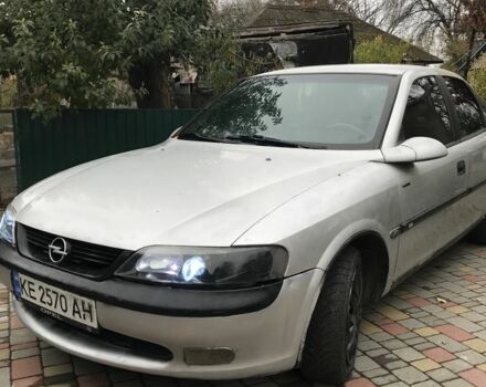 Серый Опель Вектра, объемом двигателя 1.6 л и пробегом 305 тыс. км за 1700 $, фото 3 на Automoto.ua