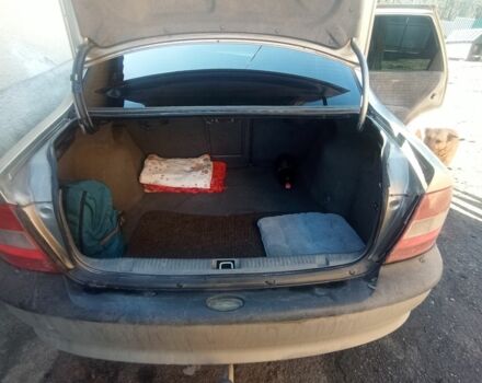 Сірий Опель Вектра, об'ємом двигуна 1.7 л та пробігом 450 тис. км за 2500 $, фото 5 на Automoto.ua