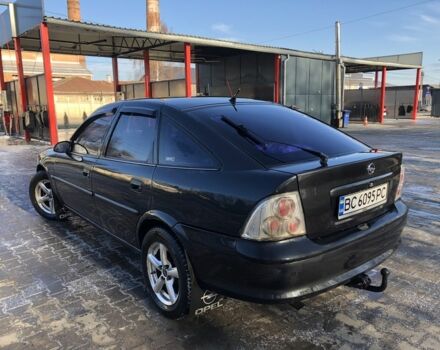 Сірий Опель Вектра, об'ємом двигуна 1.6 л та пробігом 243 тис. км за 1900 $, фото 2 на Automoto.ua