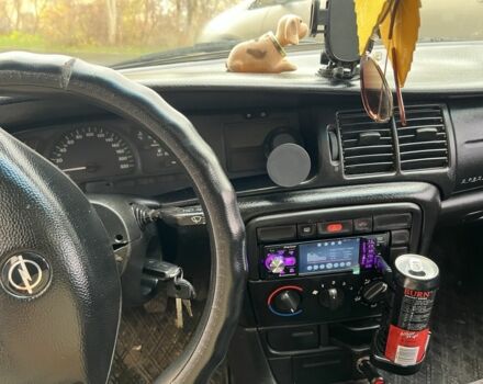 Серый Опель Вектра, объемом двигателя 1.6 л и пробегом 320 тыс. км за 1450 $, фото 1 на Automoto.ua