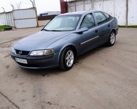 Серый Опель Вектра, объемом двигателя 1.6 л и пробегом 350 тыс. км за 1600 $, фото 2 на Automoto.ua