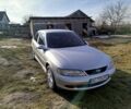 Сірий Опель Вектра, об'ємом двигуна 1.8 л та пробігом 300 тис. км за 3152 $, фото 3 на Automoto.ua