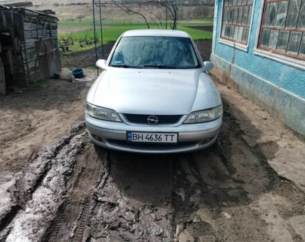 Сірий Опель Вектра, об'ємом двигуна 1.6 л та пробігом 360 тис. км за 3200 $, фото 3 на Automoto.ua