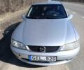 Сірий Опель Вектра, об'ємом двигуна 2 л та пробігом 300 тис. км за 1550 $, фото 1 на Automoto.ua