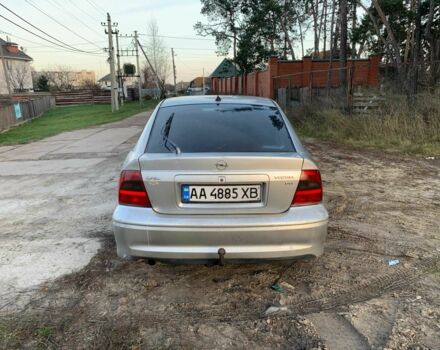 Серый Опель Вектра, объемом двигателя 2 л и пробегом 279 тыс. км за 1900 $, фото 5 на Automoto.ua