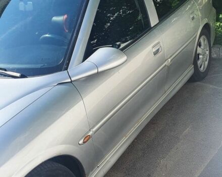 Сірий Опель Вектра, об'ємом двигуна 2 л та пробігом 300 тис. км за 700 $, фото 5 на Automoto.ua