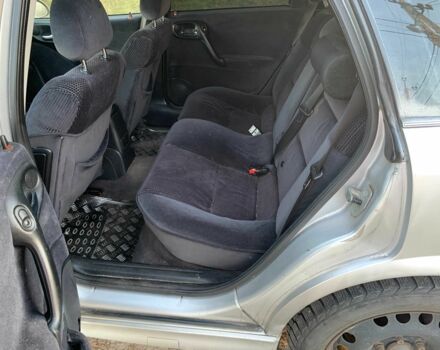 Серый Опель Вектра, объемом двигателя 2 л и пробегом 279 тыс. км за 1900 $, фото 8 на Automoto.ua