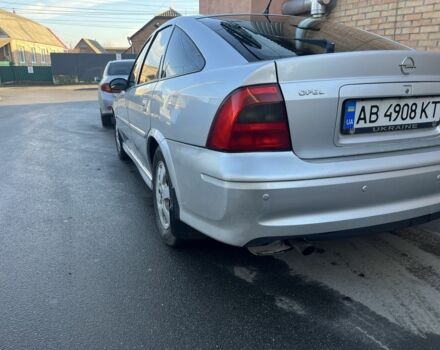 Сірий Опель Вектра, об'ємом двигуна 1.6 л та пробігом 260 тис. км за 2400 $, фото 4 на Automoto.ua