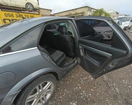 Серый Опель Вектра, объемом двигателя 2.2 л и пробегом 400 тыс. км за 4300 $, фото 4 на Automoto.ua