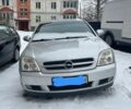 Серый Опель Вектра, объемом двигателя 1 л и пробегом 167 тыс. км за 5000 $, фото 1 на Automoto.ua
