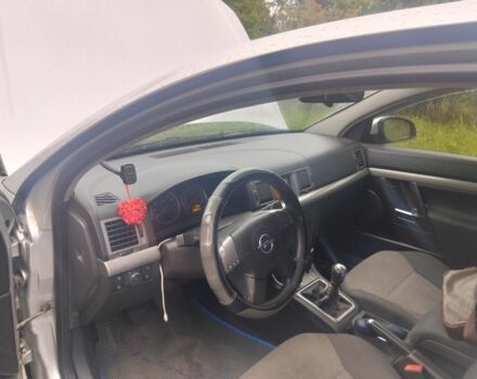 Серый Опель Вектра, объемом двигателя 2.2 л и пробегом 184 тыс. км за 5000 $, фото 3 на Automoto.ua