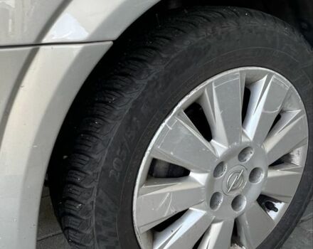 Серый Опель Вектра, объемом двигателя 2 л и пробегом 277 тыс. км за 3000 $, фото 3 на Automoto.ua