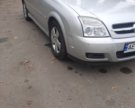 Серый Опель Вектра, объемом двигателя 2 л и пробегом 3 тыс. км за 5000 $, фото 1 на Automoto.ua