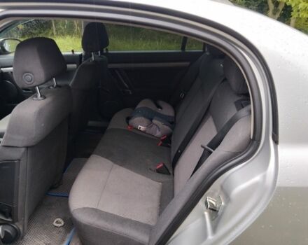 Серый Опель Вектра, объемом двигателя 2.2 л и пробегом 184 тыс. км за 5000 $, фото 2 на Automoto.ua