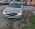 Сірий Опель Вектра, об'ємом двигуна 2.2 л та пробігом 240 тис. км за 3712 $, фото 1 на Automoto.ua