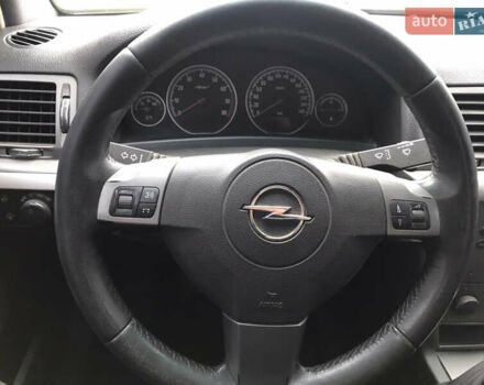 Опель Вектра 2008 в Полтаве на Automoto.ua Серый Опель Вектра, объемом двигателя 2.2 л и пробегом 292 тыс. км за 5400 $, фото 5 на Automoto.ua
