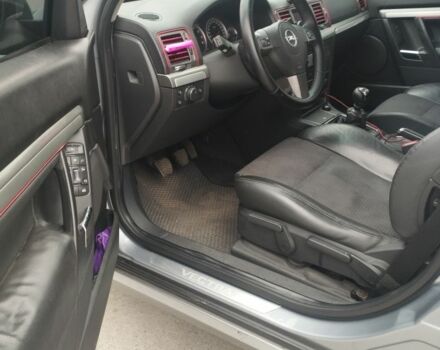 Сірий Опель Вектра, об'ємом двигуна 2.2 л та пробігом 420 тис. км за 4400 $, фото 3 на Automoto.ua