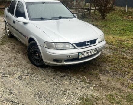 Серый Опель Вектра, объемом двигателя 1.8 л и пробегом 300 тыс. км за 814 $, фото 6 на Automoto.ua