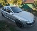 Серый Опель Вектра, объемом двигателя 2 л и пробегом 213 тыс. км за 2599 $, фото 3 на Automoto.ua