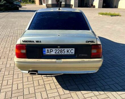 Сірий Опель Вектра, об'ємом двигуна 1.6 л та пробігом 392 тис. км за 1299 $, фото 3 на Automoto.ua