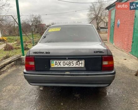Серый Опель Вектра, объемом двигателя 2 л и пробегом 400 тыс. км за 2200 $, фото 1 на Automoto.ua