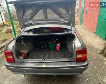 Серый Опель Вектра, объемом двигателя 2 л и пробегом 400 тыс. км за 2200 $, фото 4 на Automoto.ua