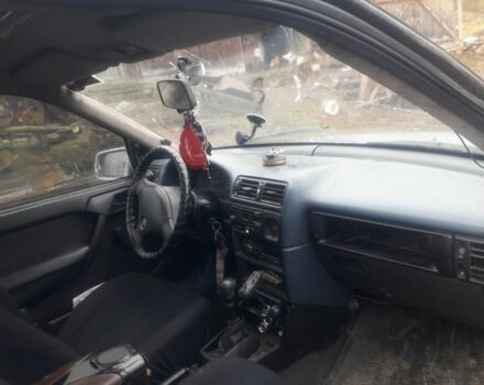 Серый Опель Вектра, объемом двигателя 0 л и пробегом 815 тыс. км за 550 $, фото 4 на Automoto.ua