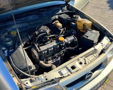 Сірий Опель Вектра, об'ємом двигуна 1.6 л та пробігом 392 тис. км за 1299 $, фото 6 на Automoto.ua