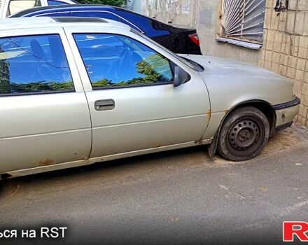 Серый Опель Вектра, объемом двигателя 1.8 л и пробегом 391 тыс. км за 700 $, фото 4 на Automoto.ua