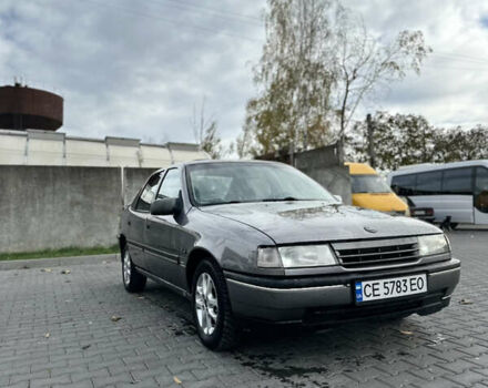 Опель Вектра 1989 у Чернівцях на Automoto.ua Сірий Опель Вектра, об'ємом двигуна 1.6 л та пробігом 265 тис. км за 1350 $, фото 1 на Automoto.ua