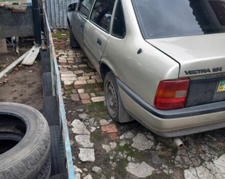 Серый Опель Вектра, объемом двигателя 0 л и пробегом 1 тыс. км за 1000 $, фото 1 на Automoto.ua