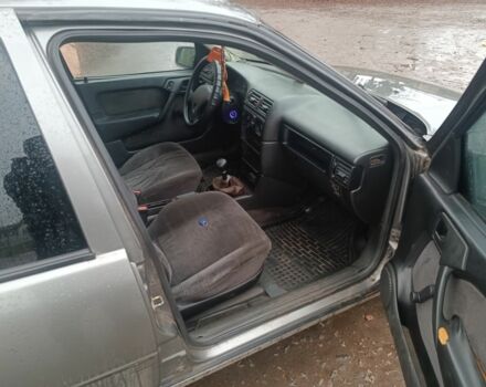 Серый Опель Вектра, объемом двигателя 2 л и пробегом 300 тыс. км за 1000 $, фото 6 на Automoto.ua