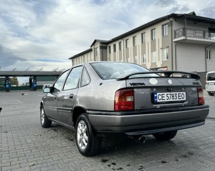 Опель Вектра 1989 у Чернівцях на Automoto.ua Сірий Опель Вектра, об'ємом двигуна 1.6 л та пробігом 260 тис. км за 1350 $, фото 4 на Automoto.ua