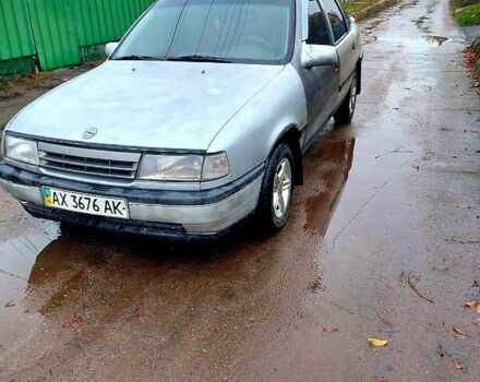 Серый Опель Вектра, объемом двигателя 1.6 л и пробегом 222 тыс. км за 850 $, фото 1 на Automoto.ua