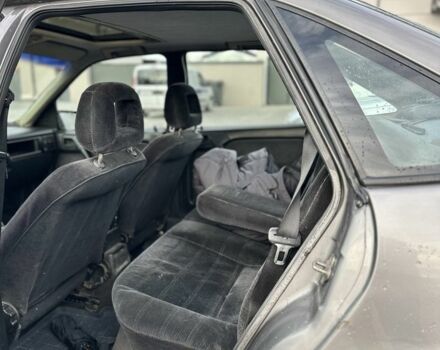 Опель Вектра 1989 у Чернівцях на Automoto.ua Сірий Опель Вектра, об'ємом двигуна 1.6 л та пробігом 260 тис. км за 1350 $, фото 6 на Automoto.ua