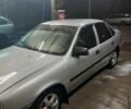 Сірий Опель Вектра, об'ємом двигуна 2 л та пробігом 300 тис. км за 402 $, фото 3 на Automoto.ua