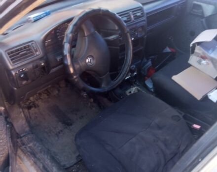 Серый Опель Вектра, объемом двигателя 1.6 л и пробегом 340 тыс. км за 600 $, фото 4 на Automoto.ua