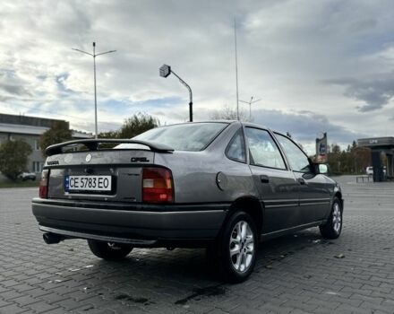 Опель Вектра 1989 у Чернівцях на Automoto.ua Сірий Опель Вектра, об'ємом двигуна 1.6 л та пробігом 260 тис. км за 1350 $, фото 3 на Automoto.ua