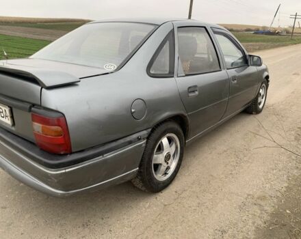 Серый Опель Вектра, объемом двигателя 1.6 л и пробегом 280 тыс. км за 920 $, фото 3 на Automoto.ua