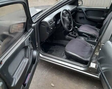 Серый Опель Вектра, объемом двигателя 1.6 л и пробегом 277 тыс. км за 2700 $, фото 8 на Automoto.ua