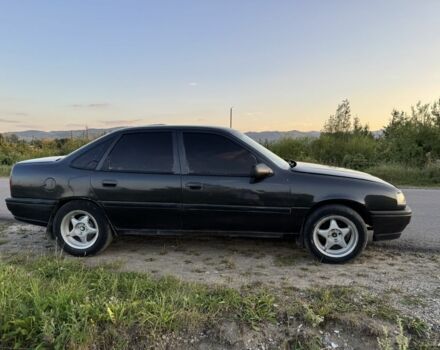 Серый Опель Вектра, объемом двигателя 1.8 л и пробегом 250 тыс. км за 1250 $, фото 2 на Automoto.ua