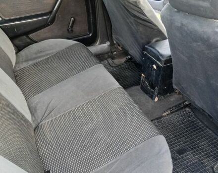 Сірий Опель Вектра, об'ємом двигуна 1.6 л та пробігом 300 тис. км за 1250 $, фото 8 на Automoto.ua