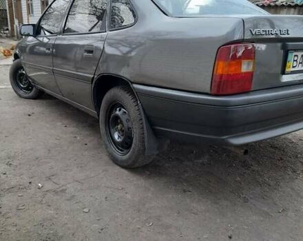 Серый Опель Вектра, объемом двигателя 1.6 л и пробегом 277 тыс. км за 2700 $, фото 4 на Automoto.ua