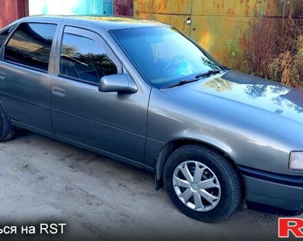 Серый Опель Вектра, объемом двигателя 1.6 л и пробегом 219 тыс. км за 1600 $, фото 3 на Automoto.ua