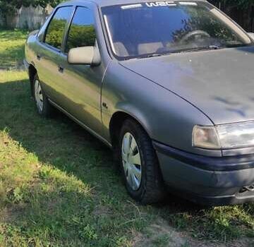 Опель Вектра 1990 в Изяслве на Automoto.ua Серый Опель Вектра, объемом двигателя 1.6 л и пробегом 300 тыс. км за 1650 $, фото 4 на Automoto.ua