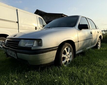 Сірий Опель Вектра, об'ємом двигуна 1.7 л та пробігом 350 тис. км за 480 $, фото 2 на Automoto.ua