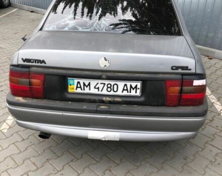 Серый Опель Вектра, объемом двигателя 1.6 л и пробегом 370 тыс. км за 800 $, фото 1 на Automoto.ua